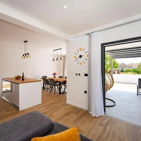 My Dalmatia - Fine Touch With Jacuzzi