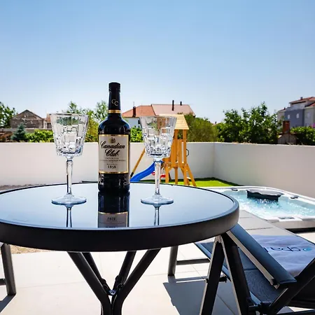 My Dalmatia - Fine Touch With Jacuzzi * Biograd Na Moru