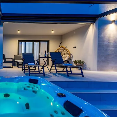 My Dalmatia - Fine Touch With Jacuzzi Biograd Na Moru